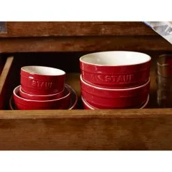 Staub Ciotola Rotonda - 14 Cm, Ciliegia 9 Staub Ciotola Rotonda - 14 Cm, Ciliegia -Coltelli 000017329