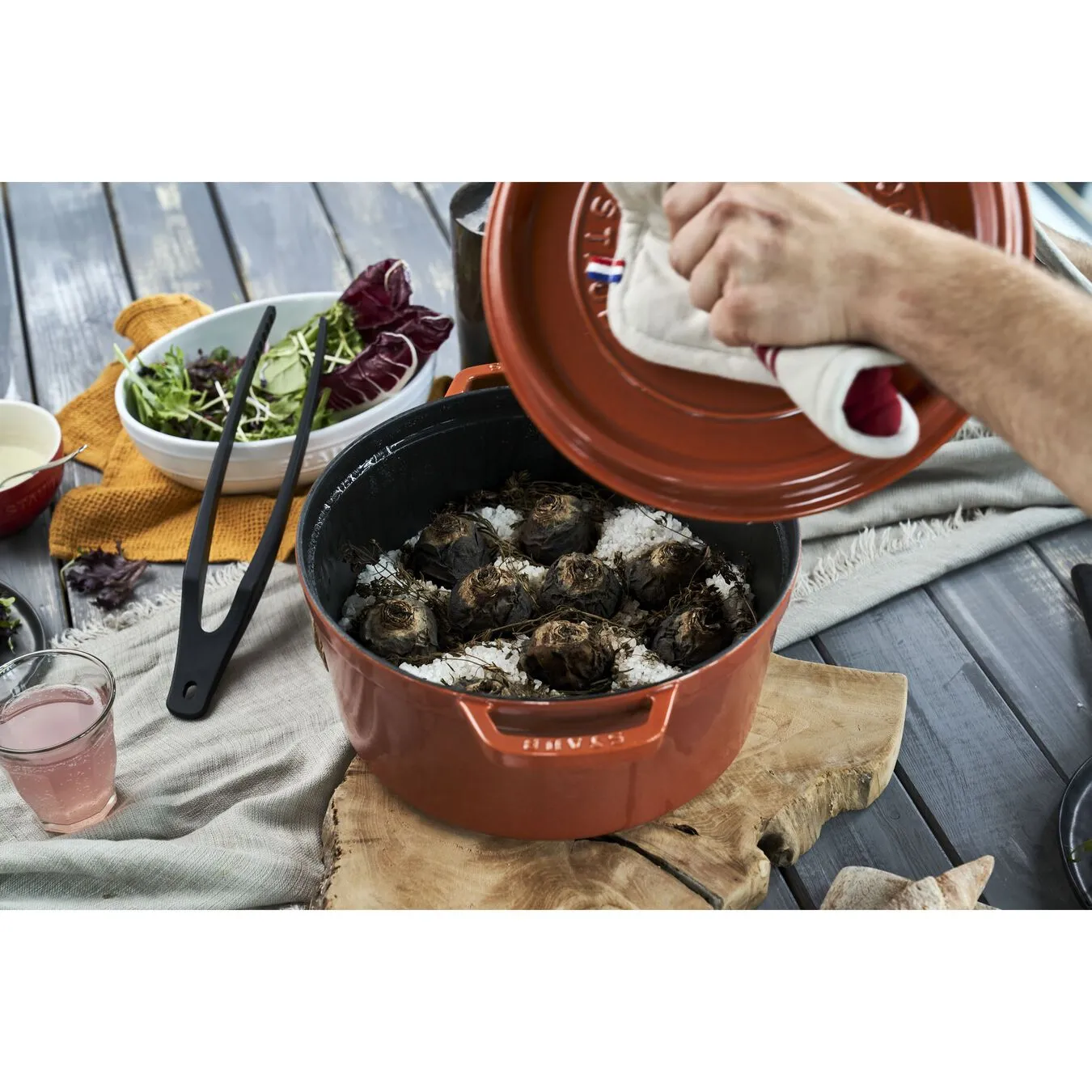 Staub Cocotte Rotonda - 28 Cm, Cannella 5 Staub Cocotte Rotonda - 28 Cm, Cannella - immagine 5