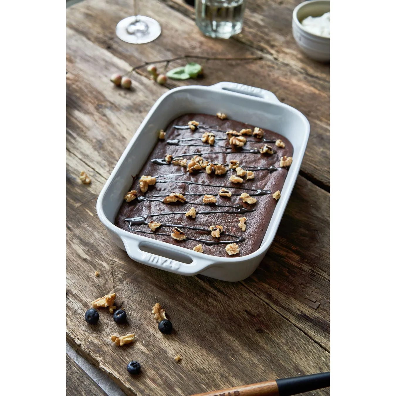 Staub Pirofila Rettangolare - 27 X 20 Cm, Colore Bianco Puro 3 Staub Pirofila Rettangolare - 27 X 20 Cm, Colore Bianco Puro - immagine 3