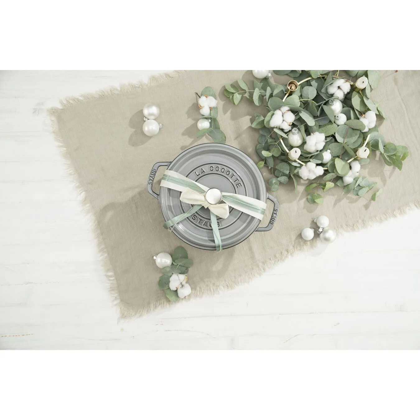 Staub Cocotte Rotonda - 22 Cm, Colore Grigio Grafite 5 Staub Cocotte Rotonda - 22 Cm, Colore Grigio Grafite - immagine 5